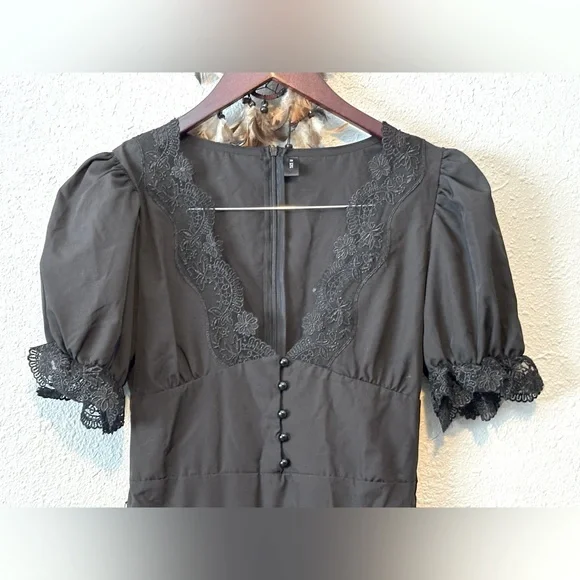 Black Lace Trim Ruffle Mini Dress Size Medium V-Neck Short Sleeve Party Dress - Picture 4 of 13